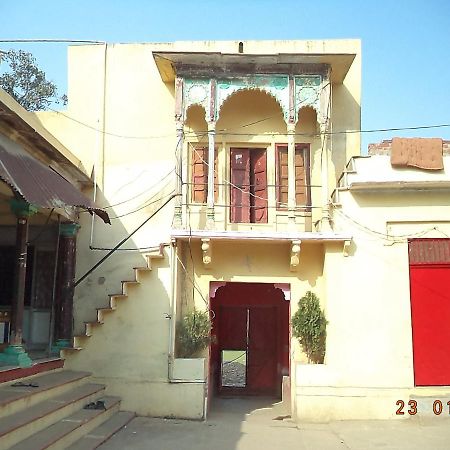 Shri Swami Sheetal Das Aashram Dharmshala Varanasi Exterior photo