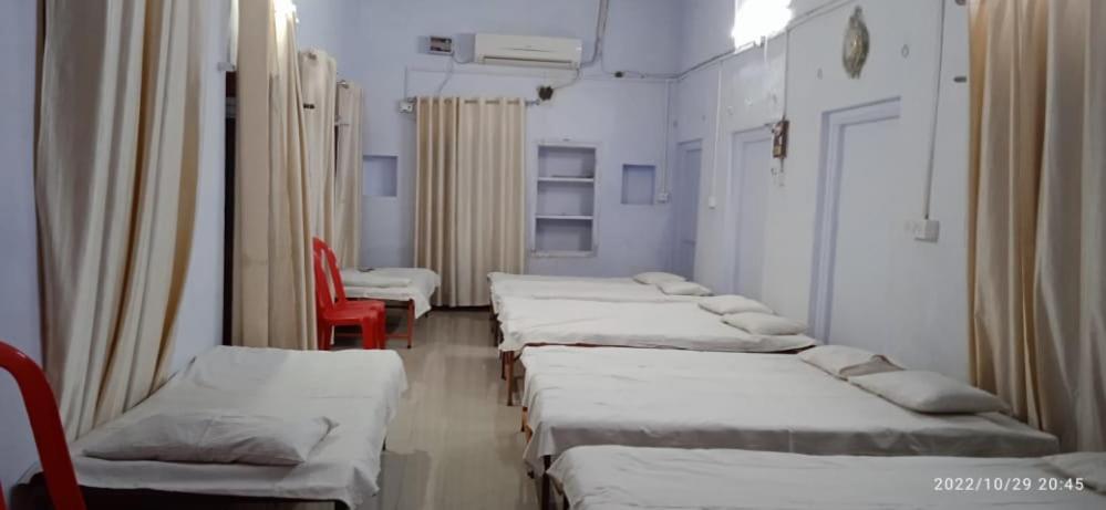 Shri Swami Sheetal Das Aashram Dharmshala Varanasi Exterior photo