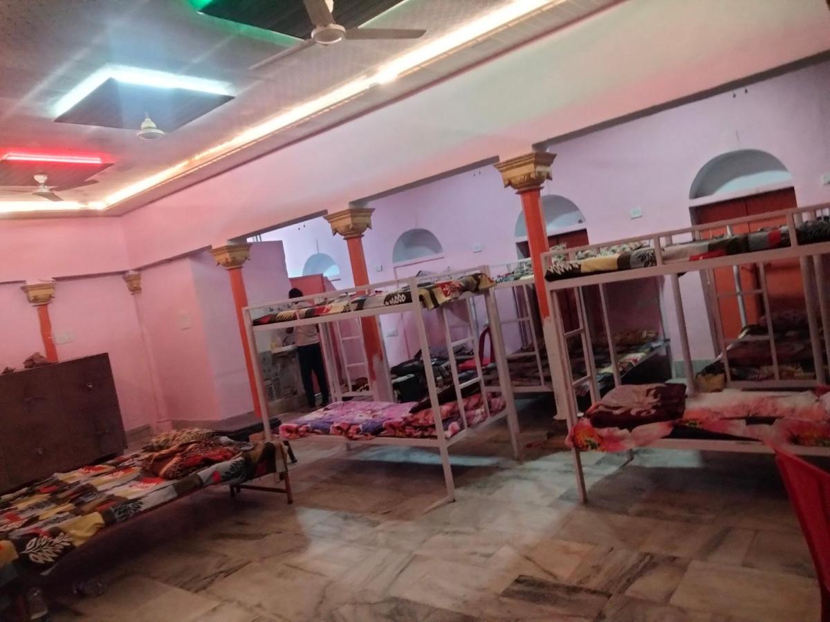 Shri Swami Sheetal Das Aashram Dharmshala Varanasi Exterior photo
