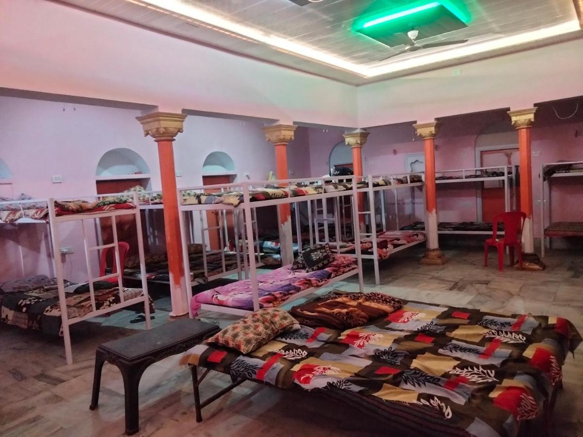 Shri Swami Sheetal Das Aashram Dharmshala Varanasi Exterior photo